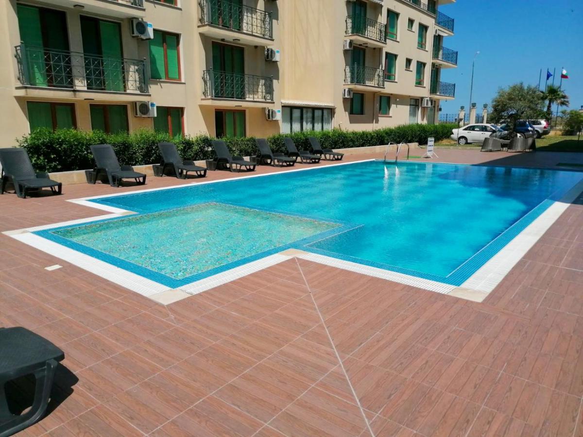 Golden Dunes Primorsko Apartments Luaran gambar
